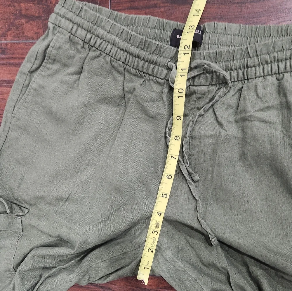 BANANA REPUBLIC LINEN GREEN CARGO PANTS 🌸🍂
